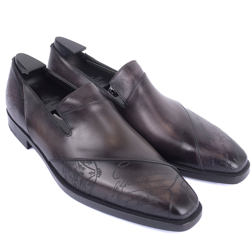Exclusive Black Decorated Loafers