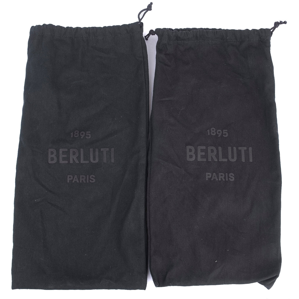 Exclusive Black Decorated Loafers