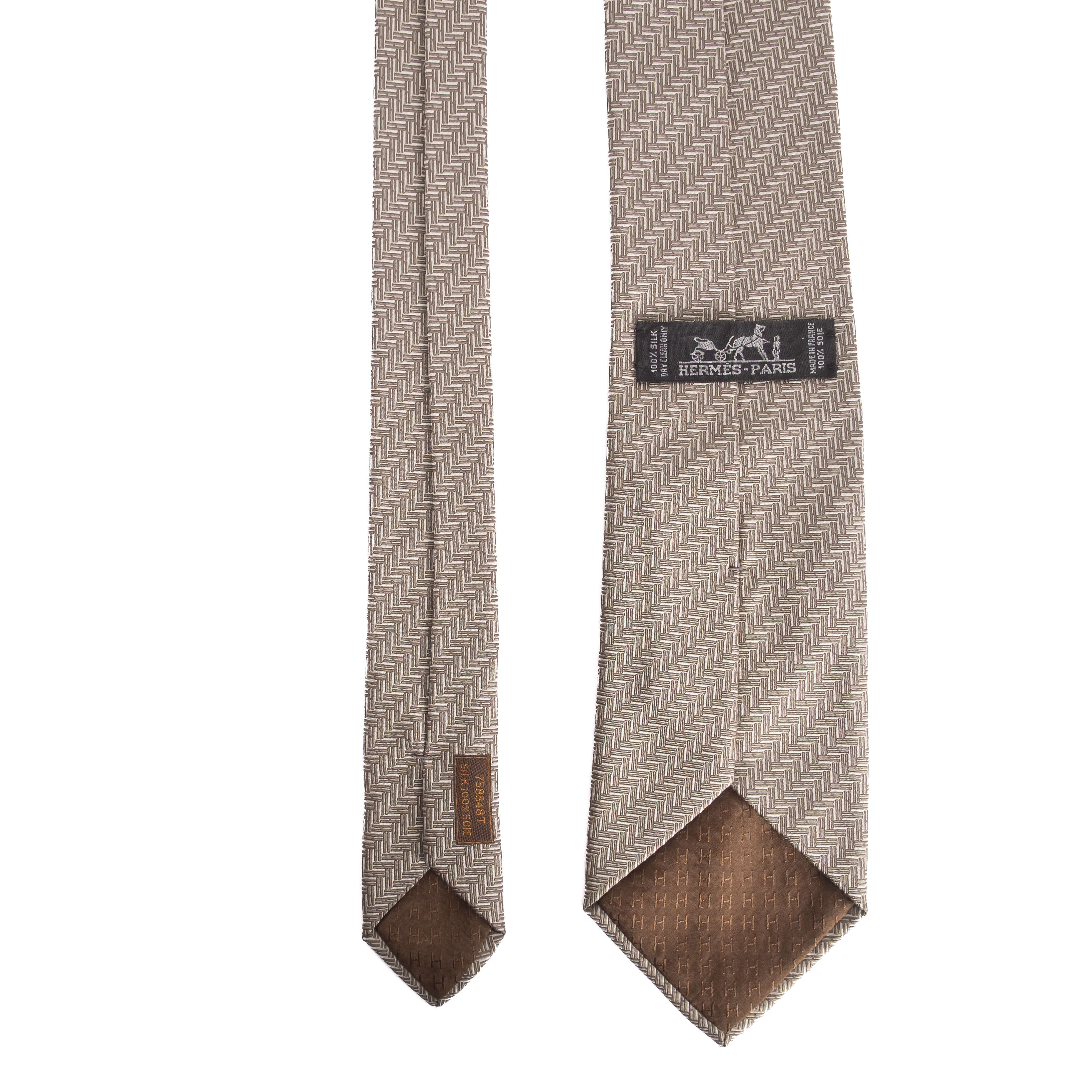 Silver Patterned Tie