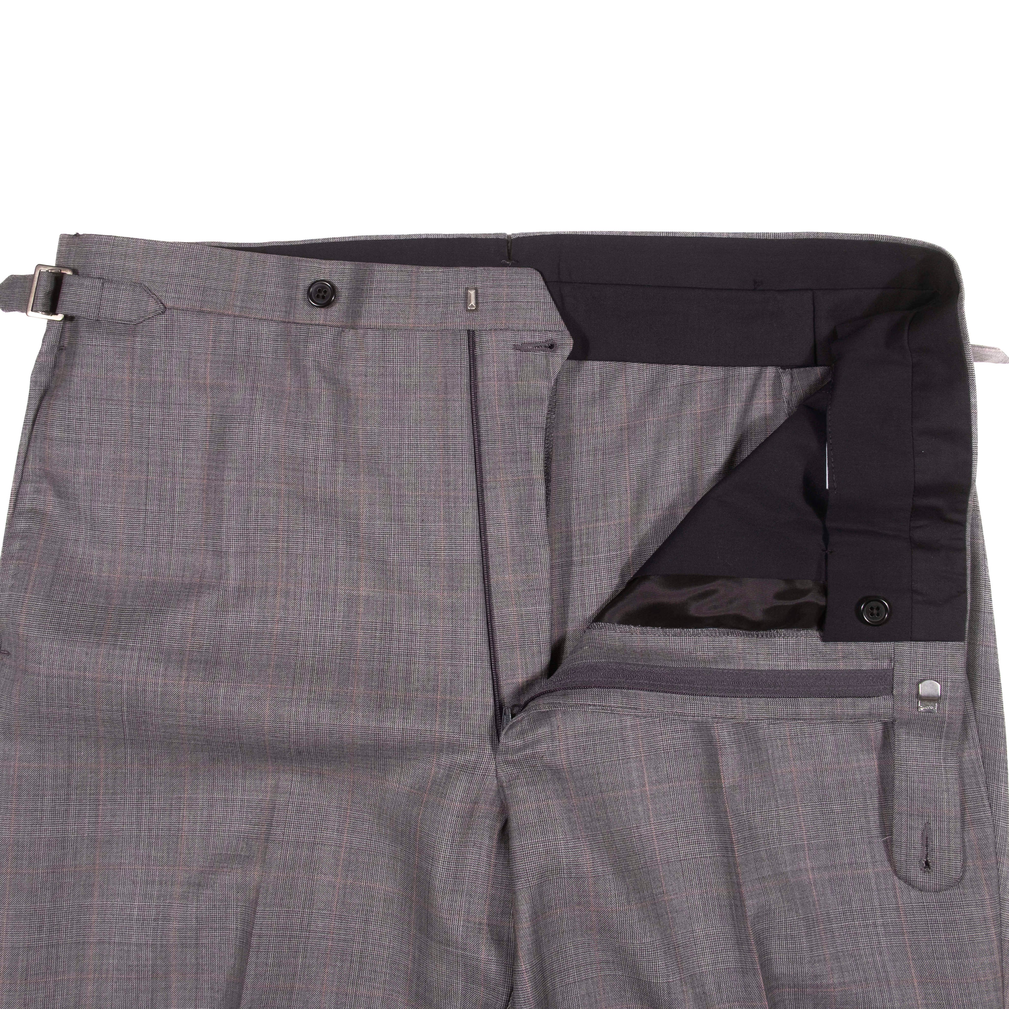 Neapolitan Hand Tailored Grey Prince of Wales Check Holland & Sherry Suit Sz 50