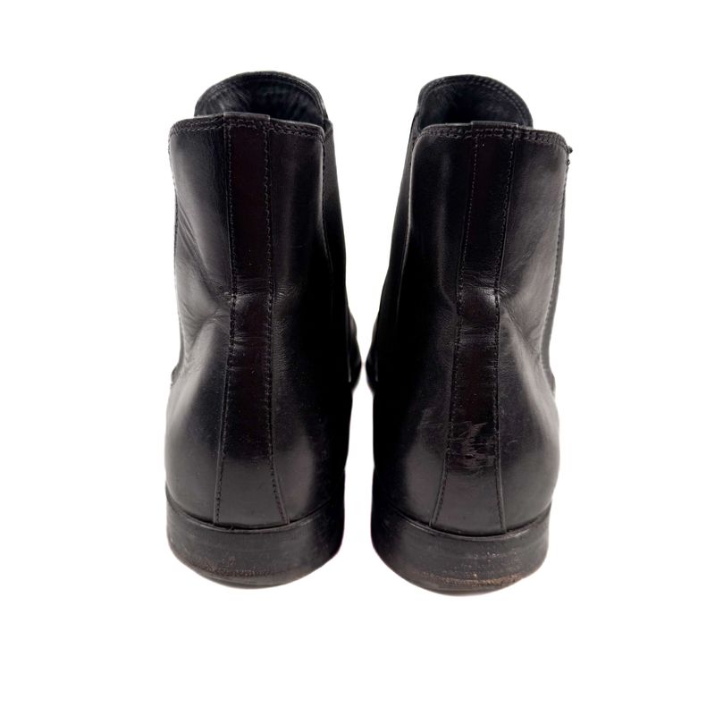 Black Chelsea Boots
