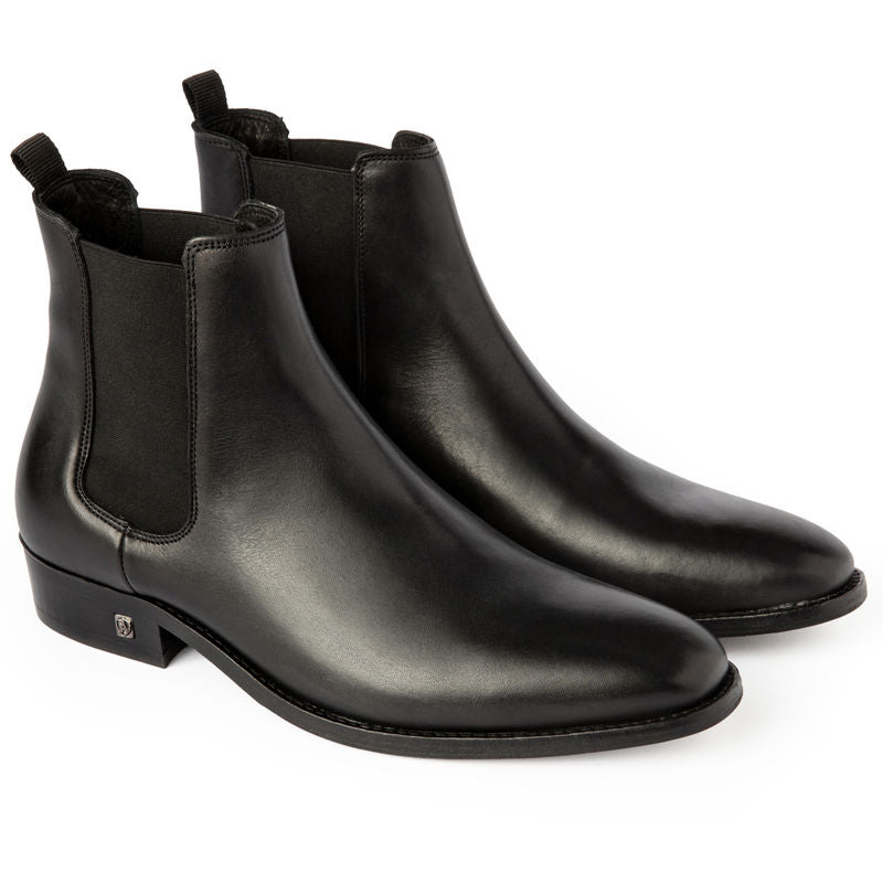 Est. Retail 3995 SEK - Black Leather Chelsea Boot, 45
