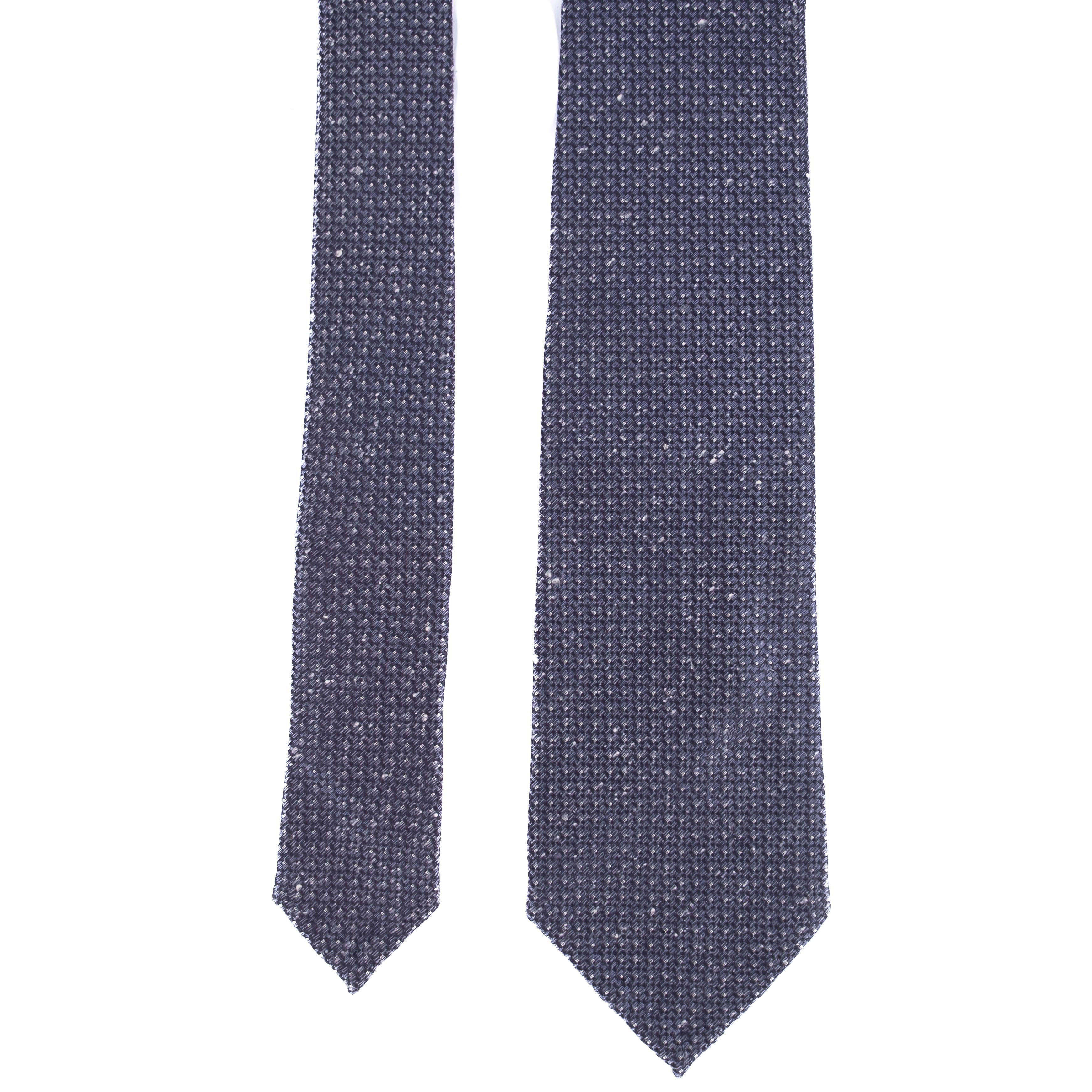 Blue and White Patterned Tie