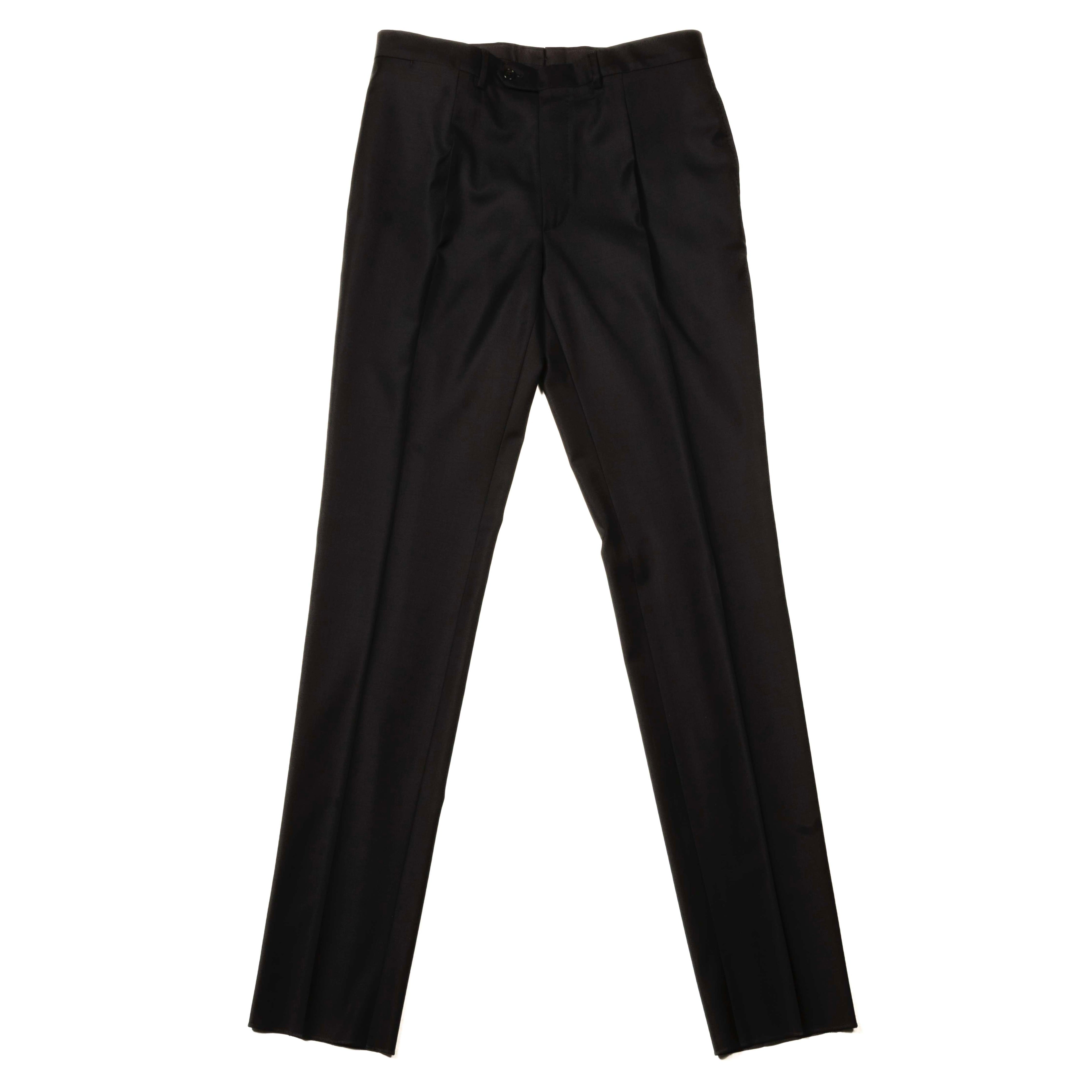 Est Retail Price 20 000 SEK - Neapolitan Hand Tailored Black Tuxedo Suit Sz 48