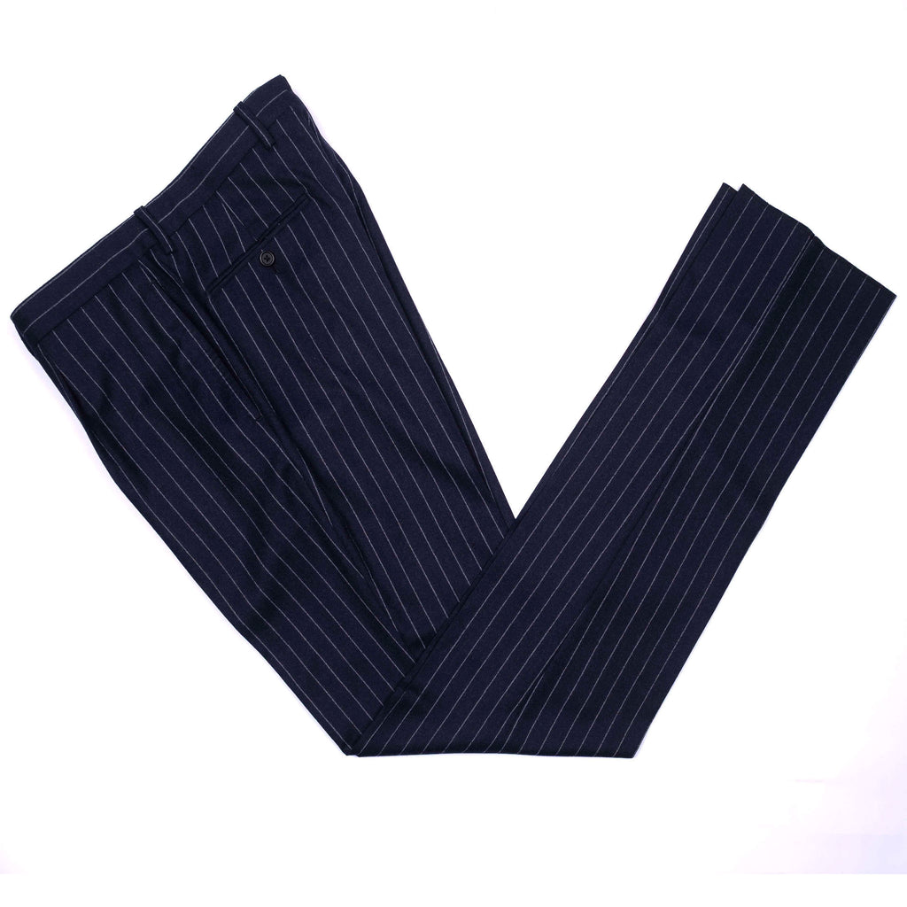 Est Retail Price 20 000 SEK - Neapolitan Hand Tailored Navy Chalk Stripe Suit