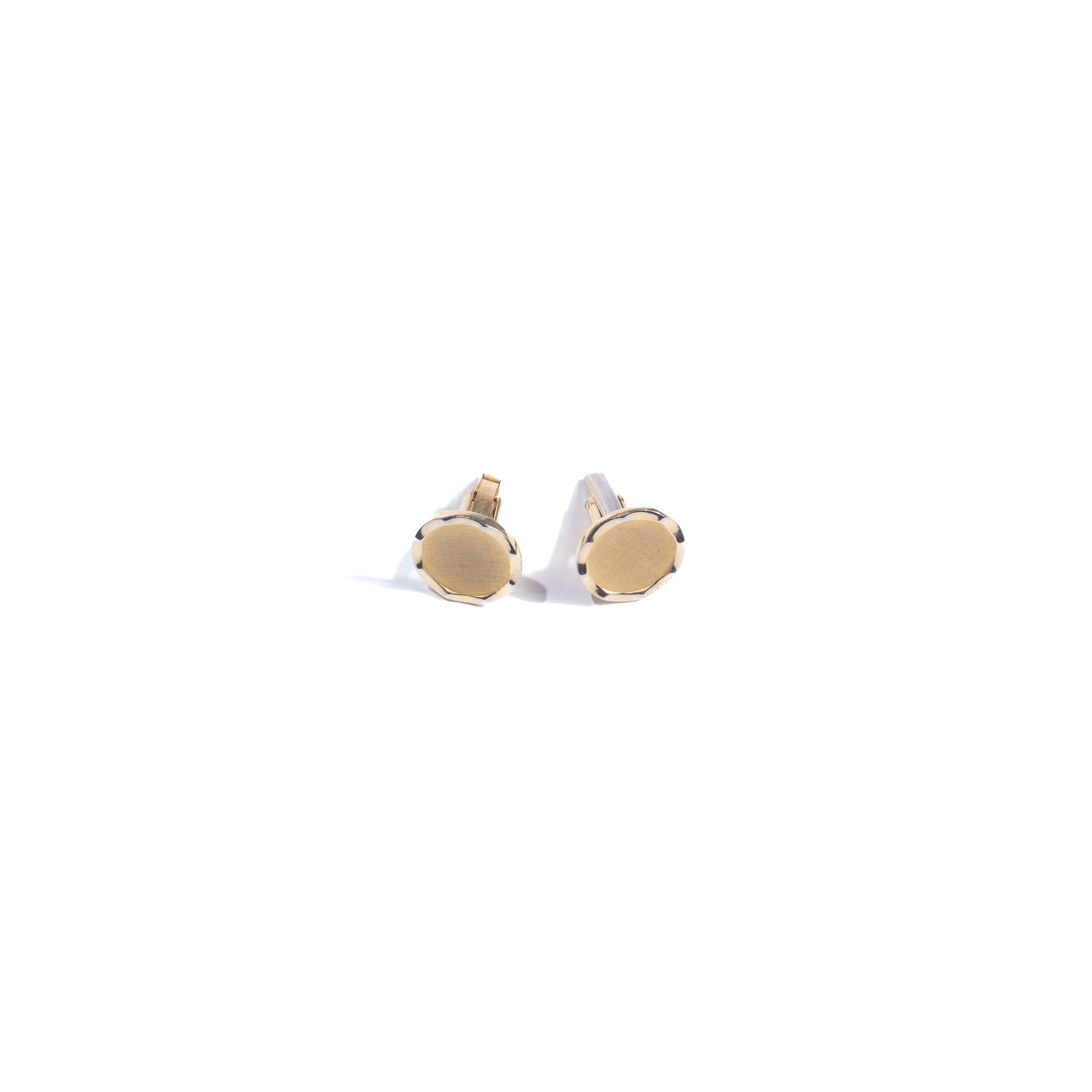 Formal Cufflinks
