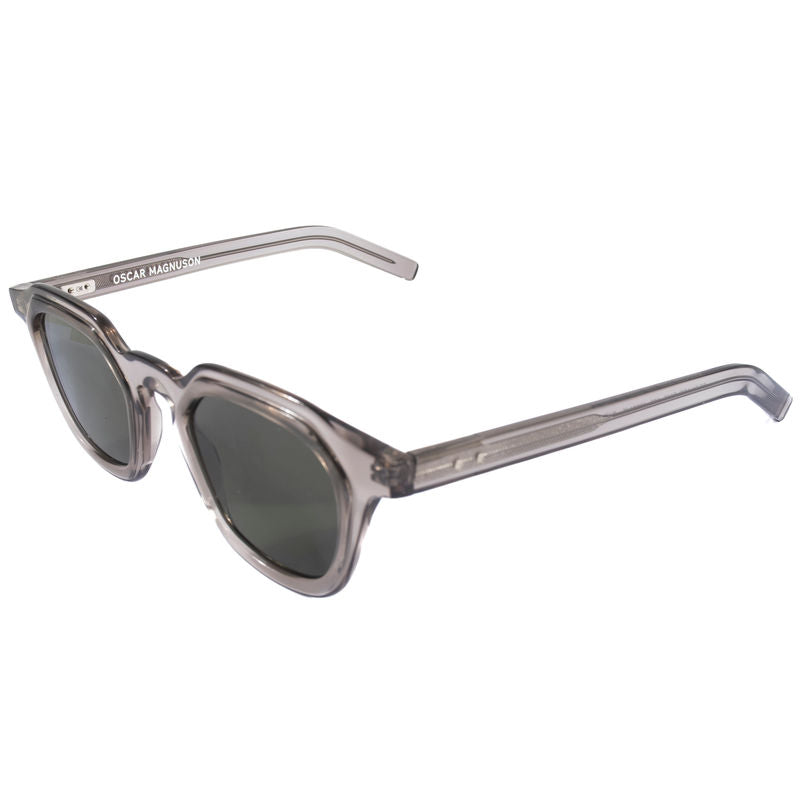 Est. Retail 4900 SEK - Deckard OM5 Warm Grey