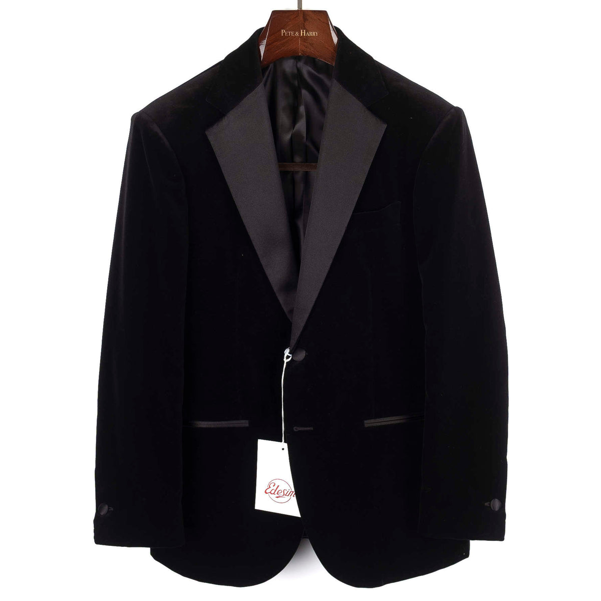 Est Retail Price 10 000 SEK - Neapolitan Hand Tailored Black Velvet Tuxedo Sz 48