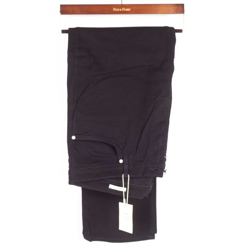 Regular Stay Black Jeans