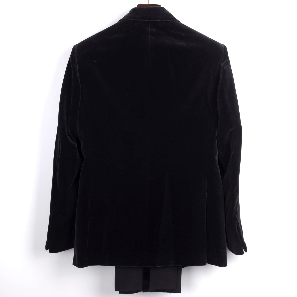Est Retail Price 20 000 SEK -Neapolitan Hand Tailored Black Velvet Double Breasted Tuxedo Suit Sz 46