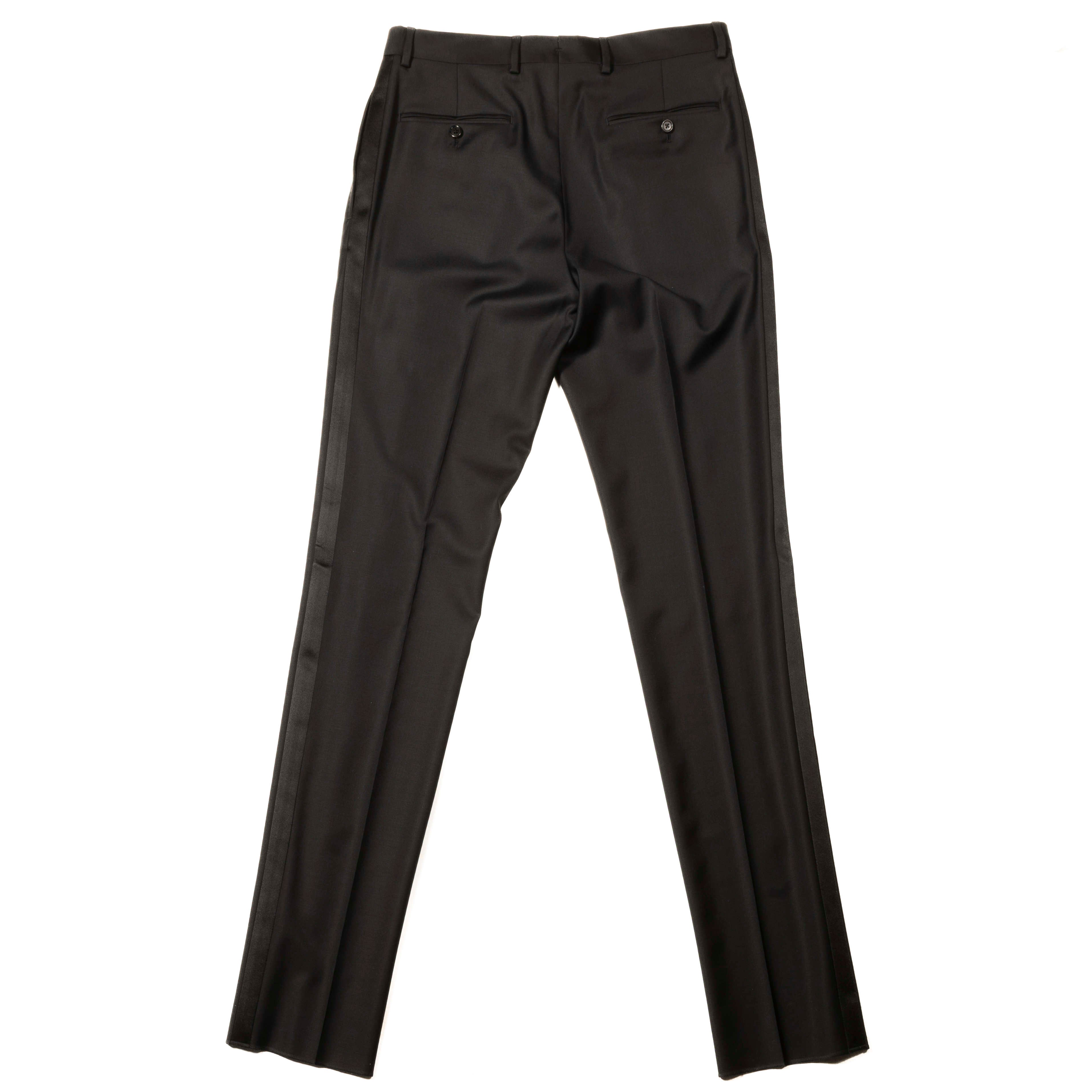 Est Retail Price 20 000 SEK - Neapolitan Hand Tailored Black Tuxedo Suit Sz 54