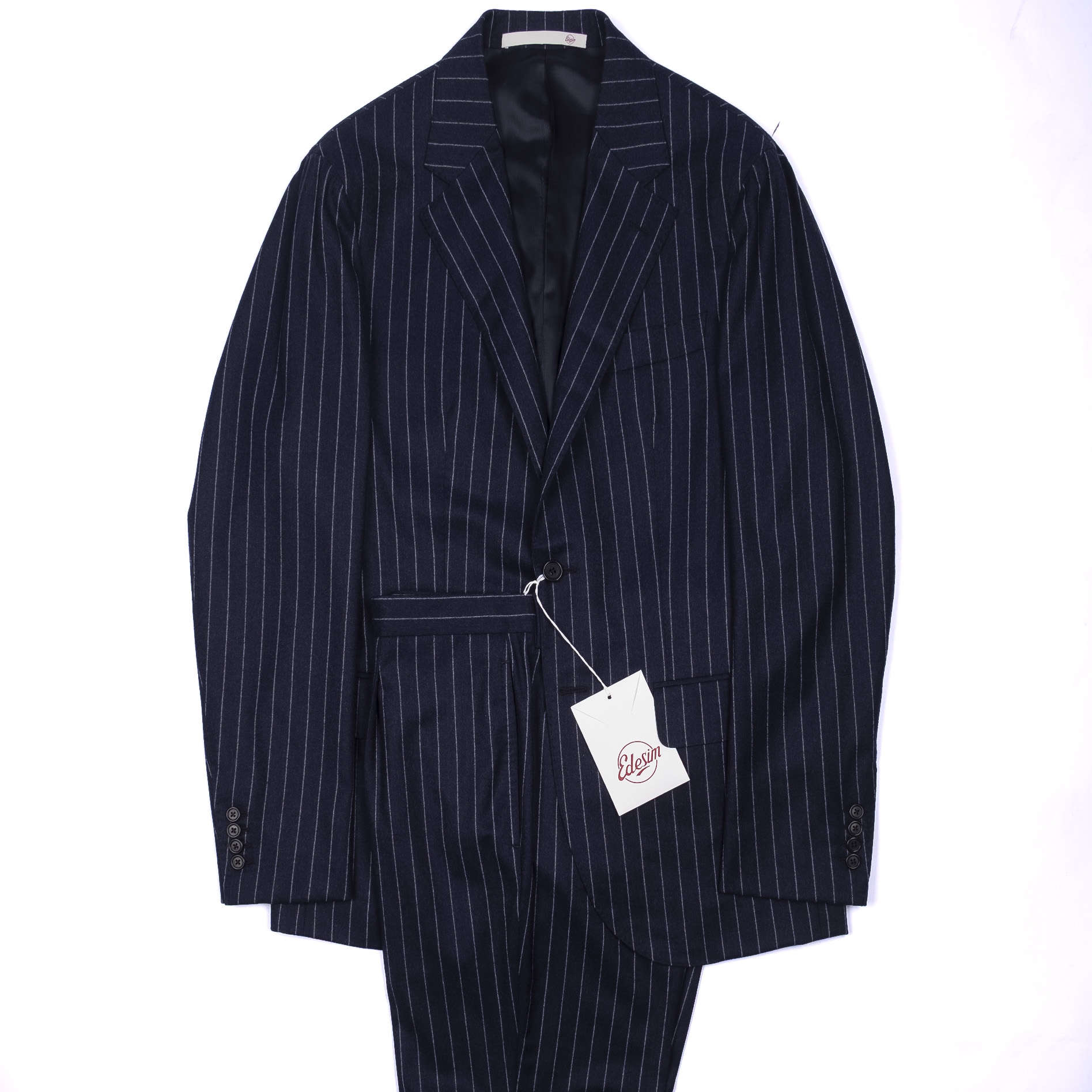 Est Retail Price 20 000 SEK - Neapolitan Hand Tailored Navy Chalk Stripe Suit