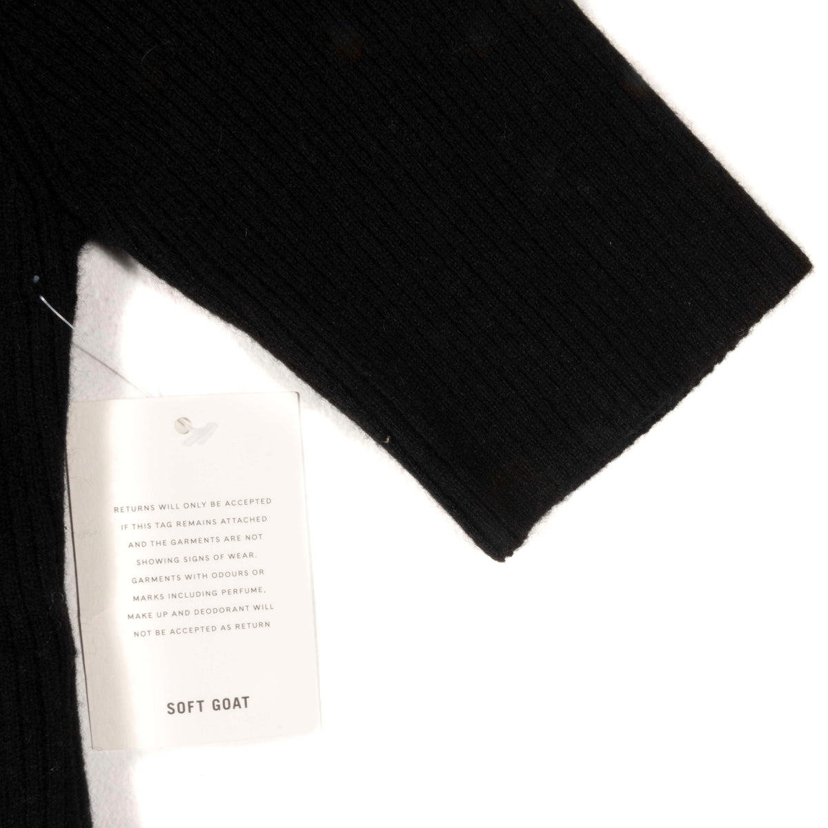 Sweetheart Top Black Cashmere