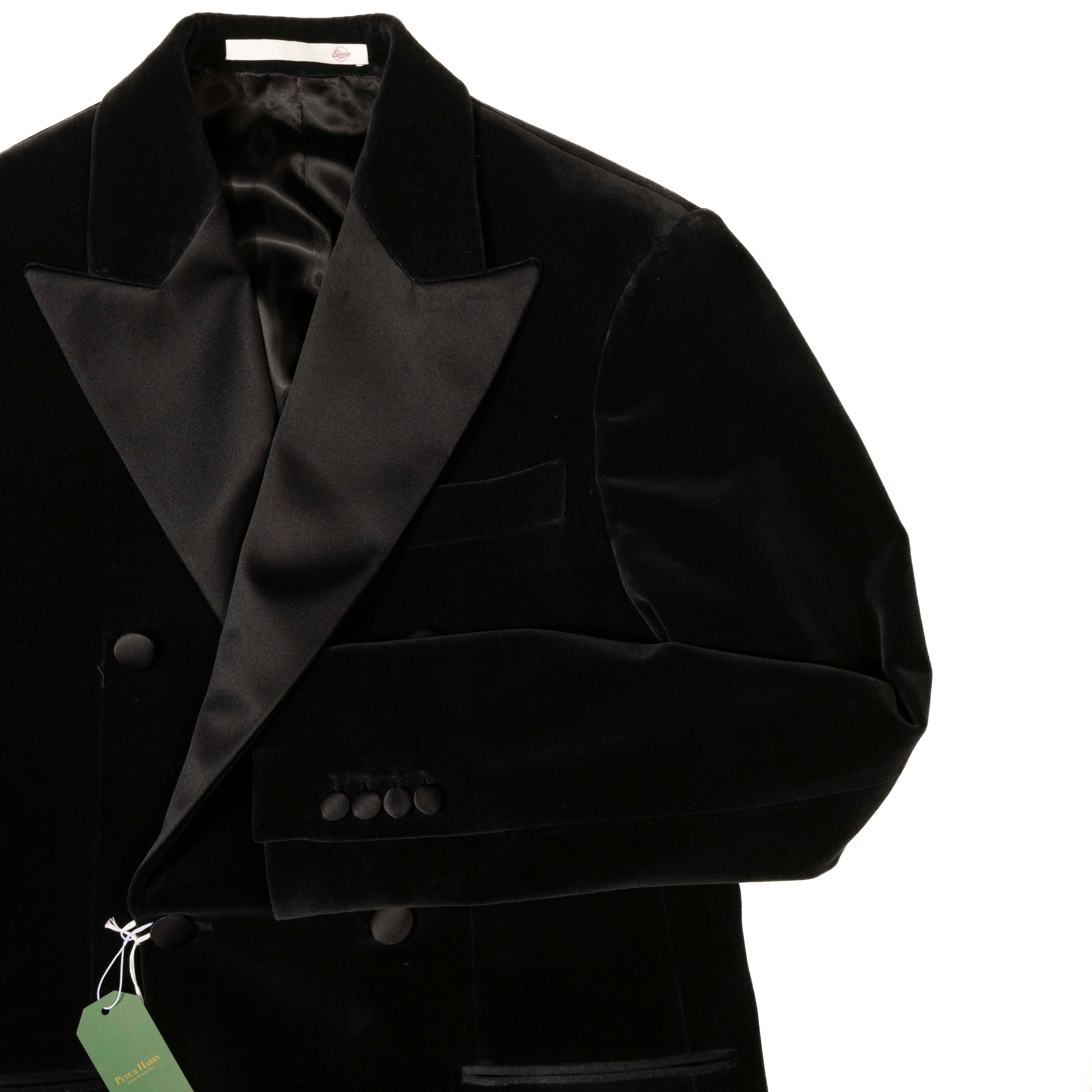 Est Retail Price 20 000 SEK -Neapolitan Hand Tailored Black Velvet Double Breasted Tuxedo Suit Sz 48